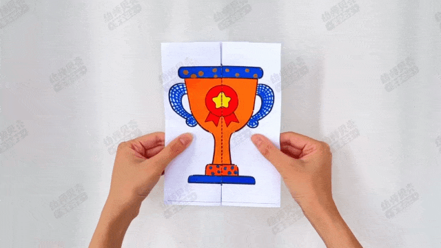 父亲节折纸奖杯.gif
